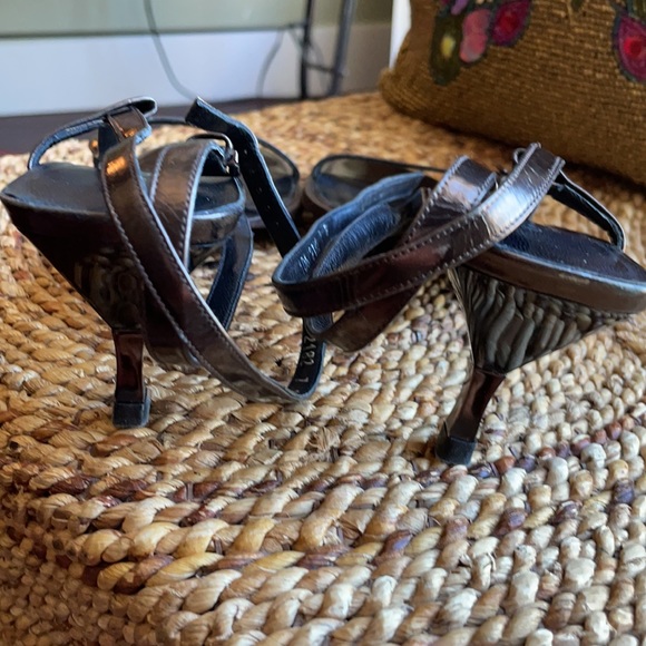 “Brand New” Authentic Gucci Heeled Sandals - Picture 6 of 11